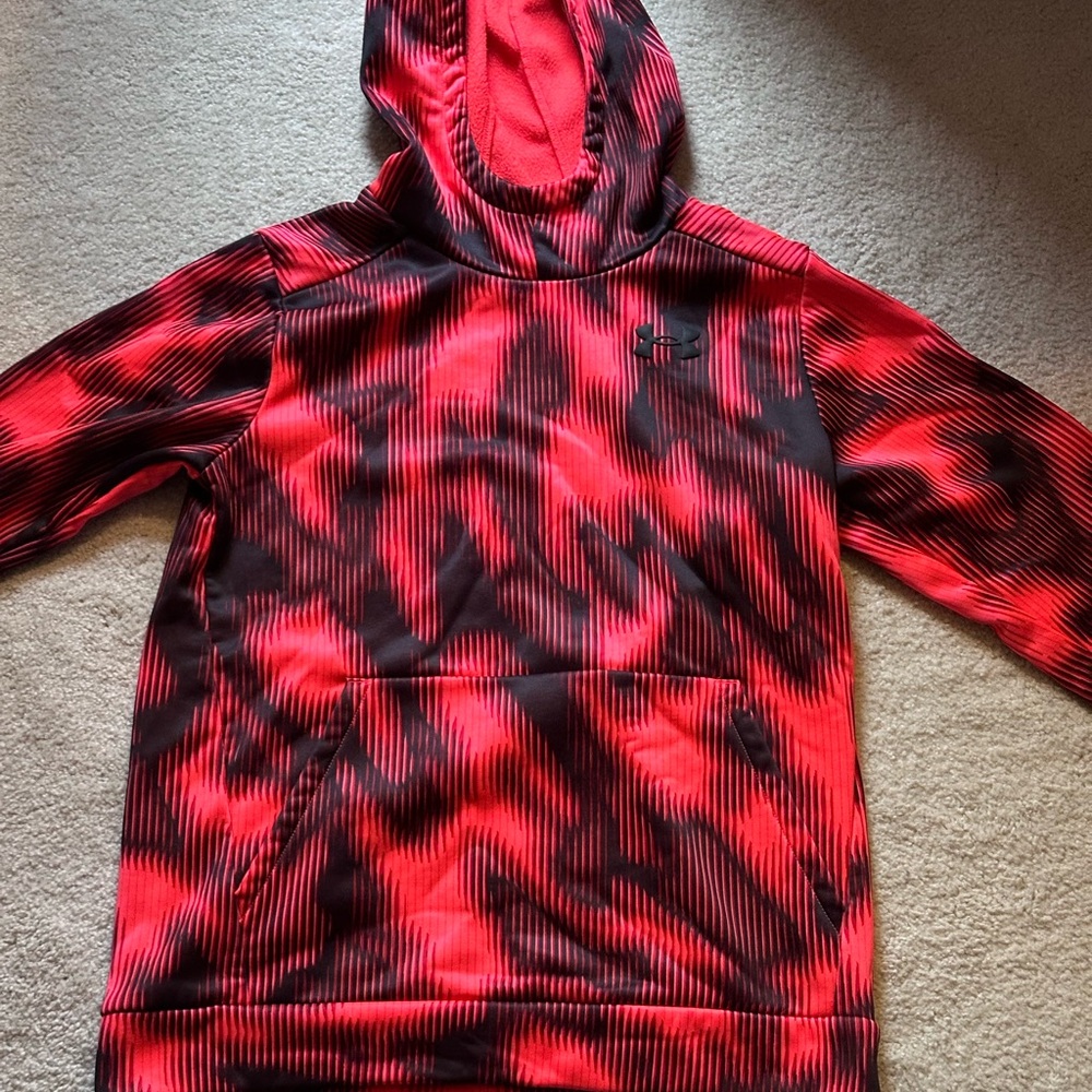 Boys, large under armor, hooded sweatshirt with kangaroo pouch